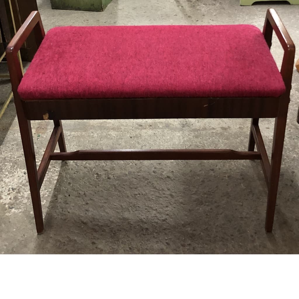 Fin pianopall med förvaring
