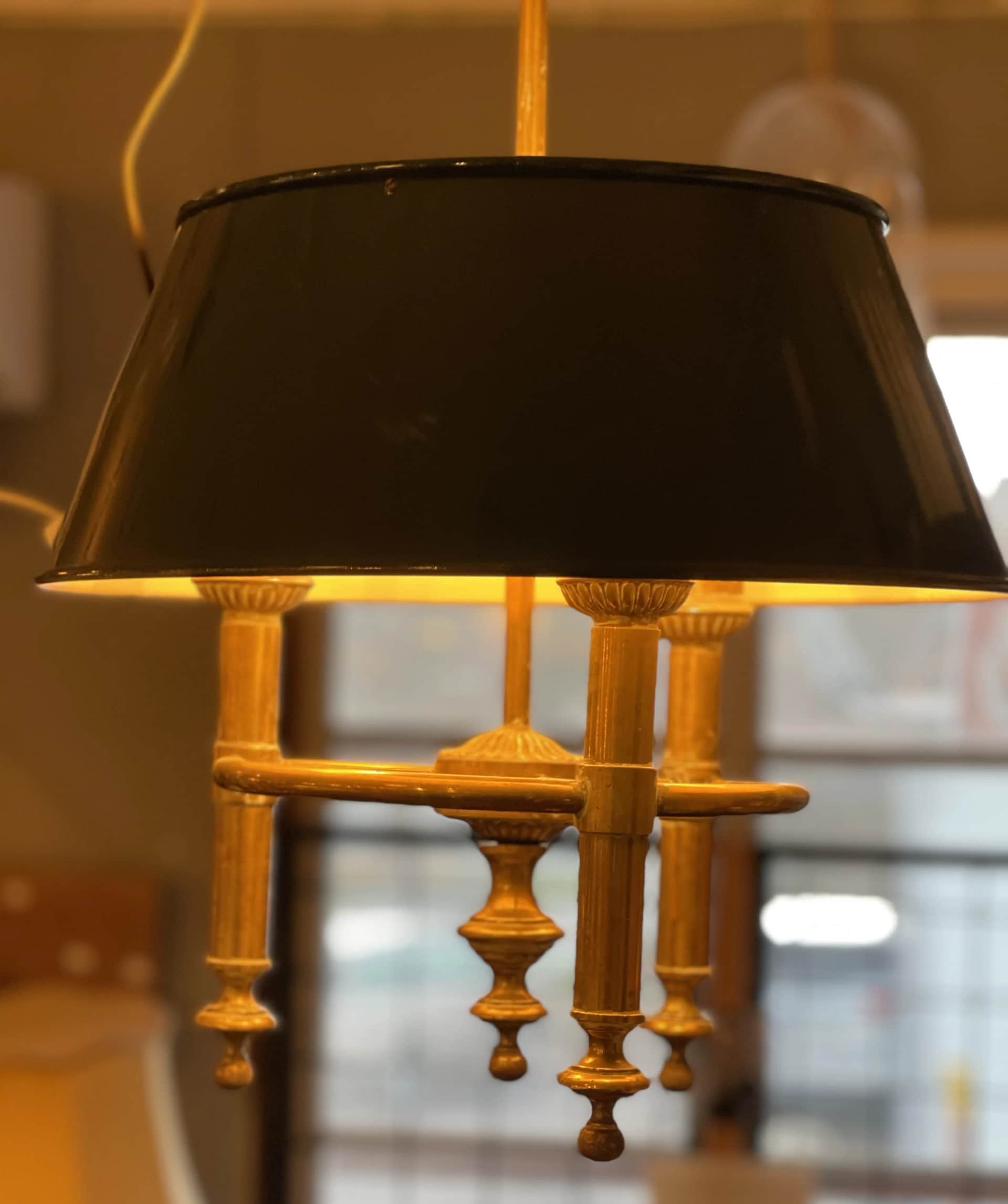 Bouillotte taklampa – begagnad belysning hos ReFurn Lidingö