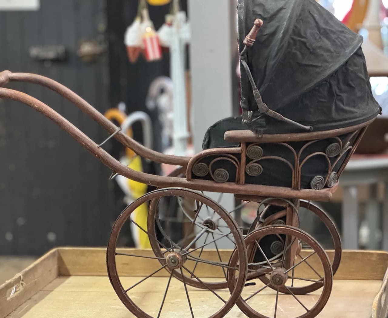 barnvagn / dockvagn 1800 tal