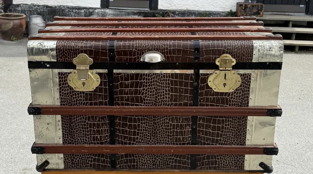 Stor brun koffert