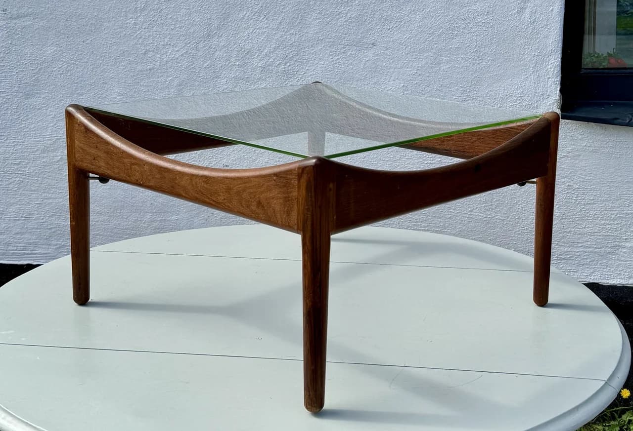 Vackert bord, Kristian Vedel, Modus 1960-70 tal