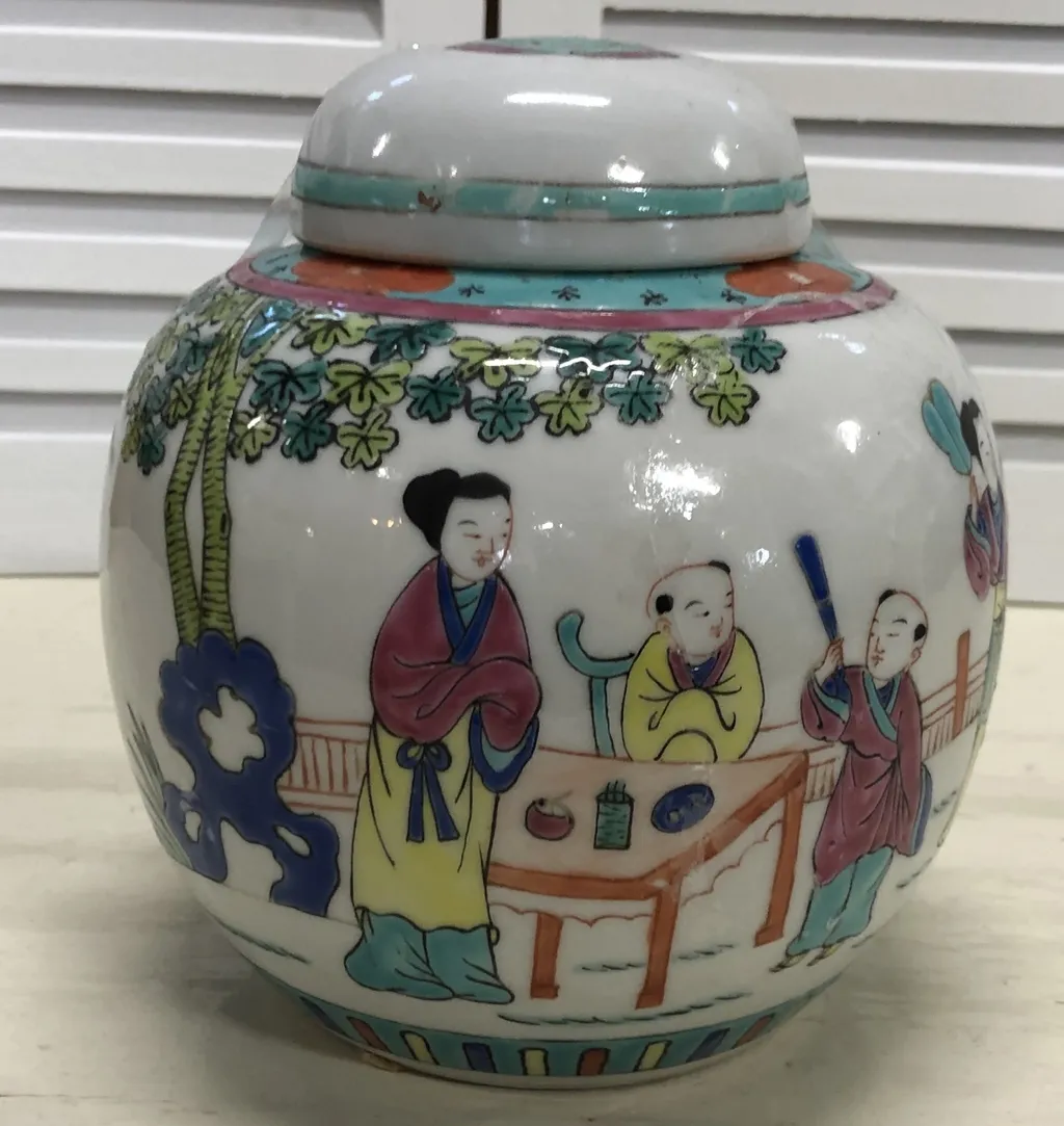 Mindre ginger jar, Kina