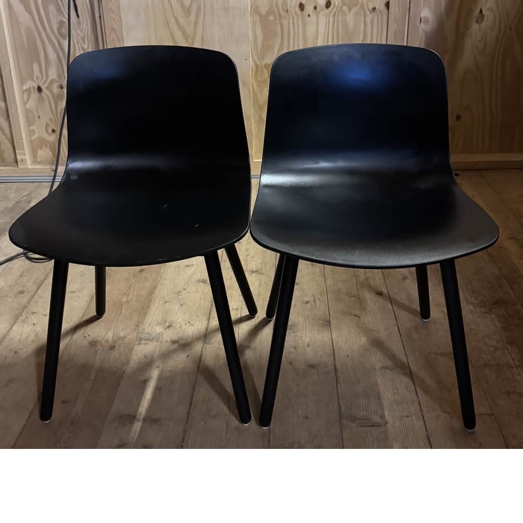 Åtta stolar " AAC12" Hee Welling för HAY Danmark – begagnad bord & stolar hos ReFurn Lidingö