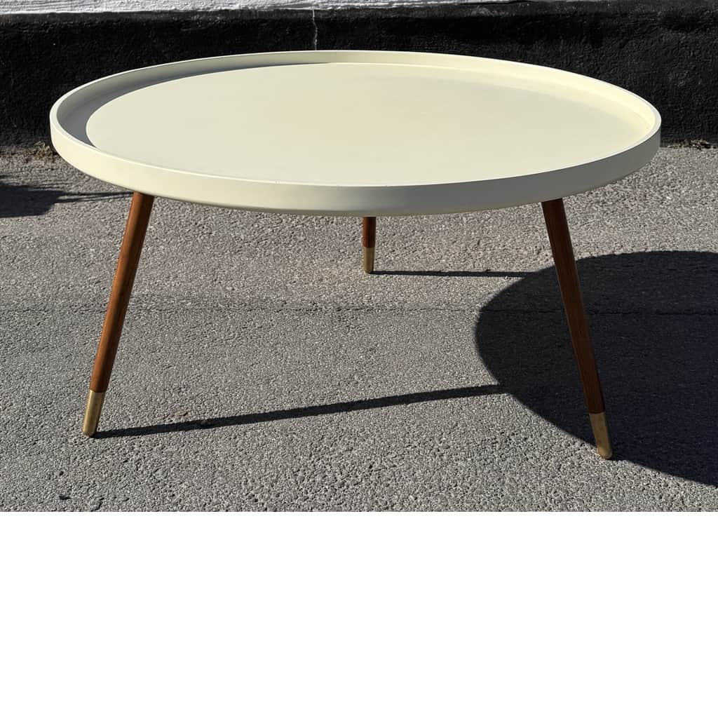 Läckert soffbord / blombord med mässings fötter – begagnad bord & stolar hos ReFurn Lidingö